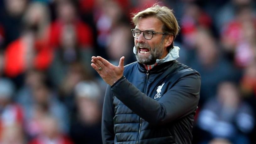 Nước Anh cuối tuần qua: Tiếng hét của Wenger, cái cúi đầu của Pep - Bóng Đá