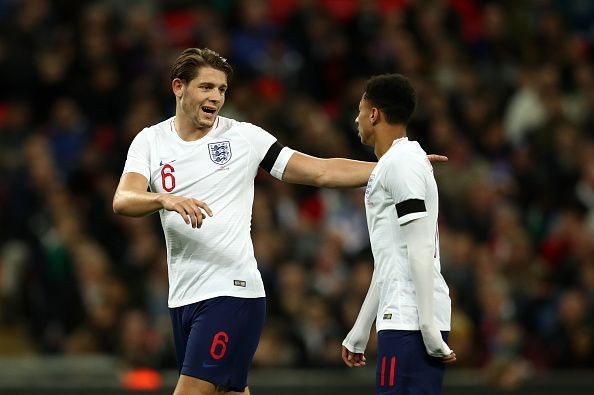 3 trung vệ giúp Liverpool nâng tầm hàng phòng ngự khi đá cặp Van Dijk - Bóng Đá