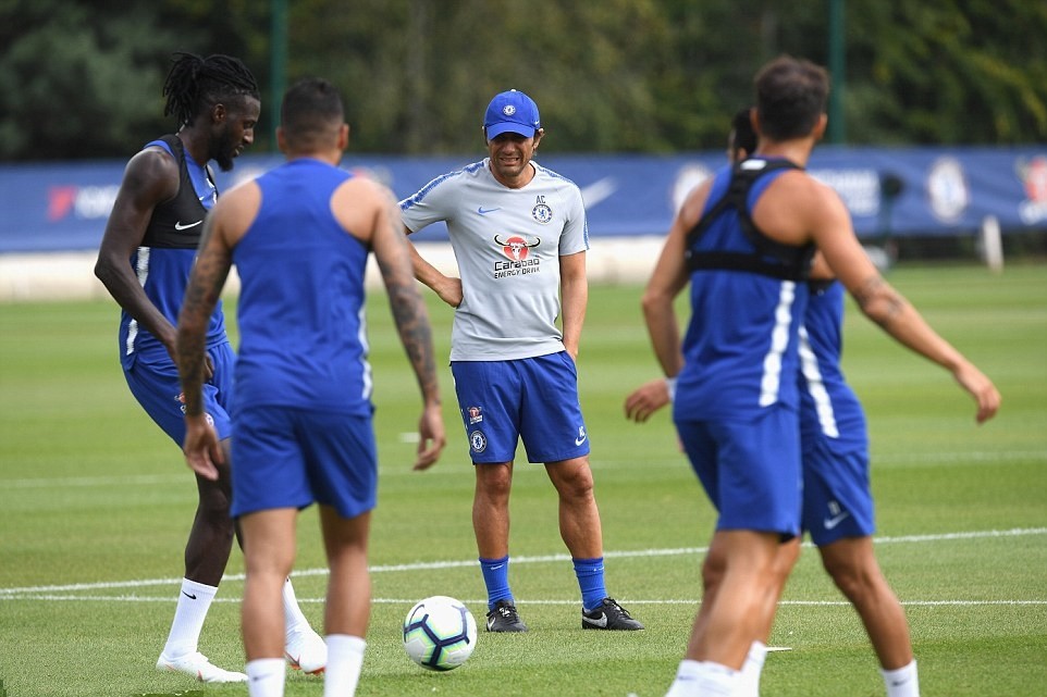 Chelsea tập - Bóng Đá