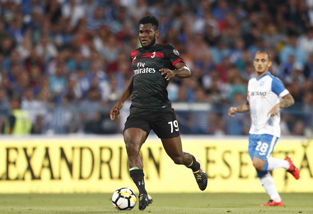 Craiova 0-1 AC Milan: Vạn sự khởi đầu nan - Bóng Đá