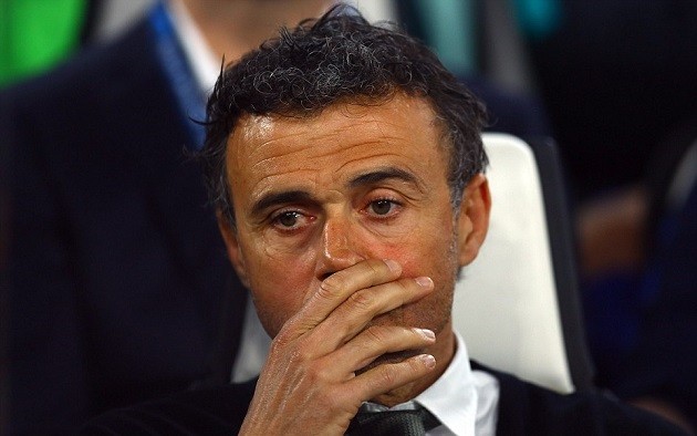 Dybala quẩy tan nát hàng phòng ngự của Barca - Bóng Đá