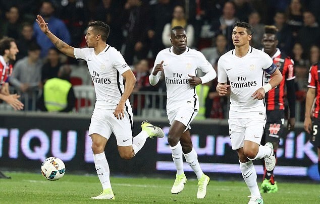 Balotelli đập tan hy vọng của PSG trong ngày Di Maria và Motta nhận thẻ đỏ - Bóng Đá