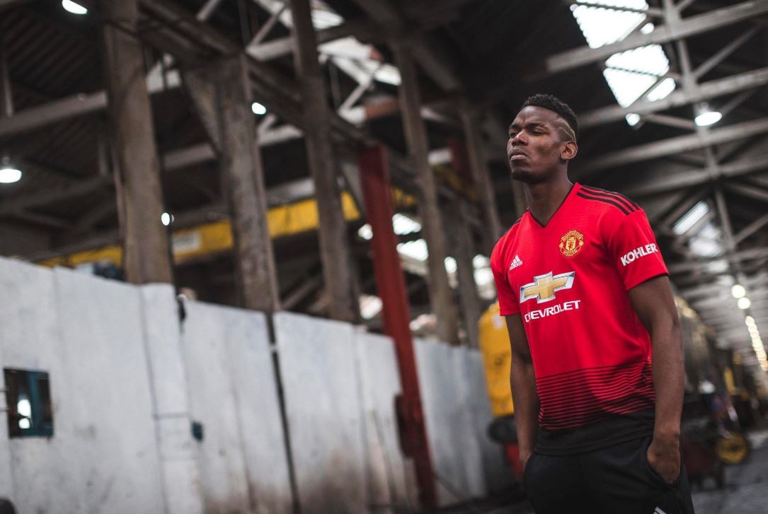 Áo đấu sân khách màu hồng của Man Utd bị rò rỉ - Bóng Đá