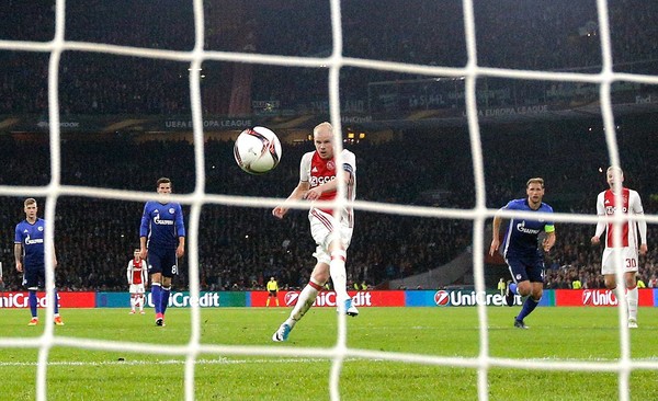 Dàn sao Chelsea nô nức dự lễ khai trương nhà hàng của Luiz và Willian - Bóng Đá