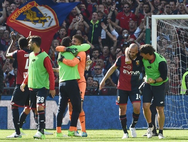 Thua Genoa, Inter vỡ mộng châu Âu - Bóng Đá