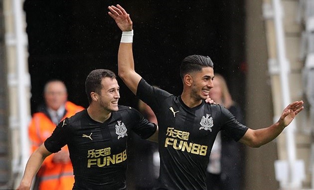Newcastle 2-0 Hellas Verona: Rafa Benitez đã sẵn sàng  - Bóng Đá