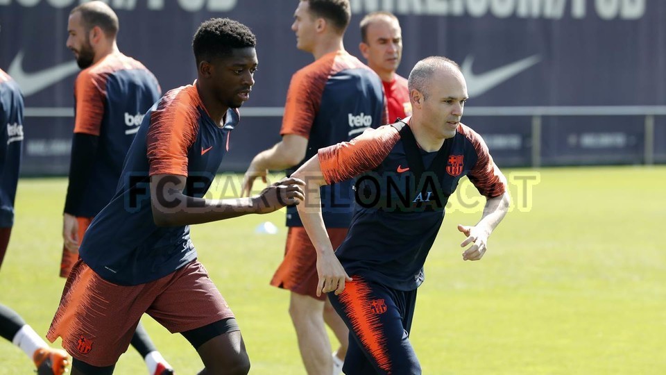Bayern khai trương shop bán đồ lưu niệm khủng - Bóng Đá