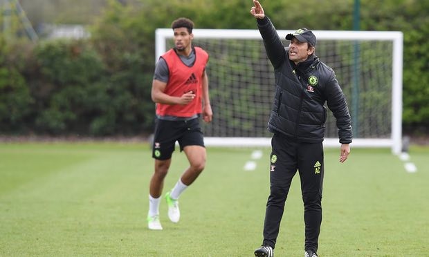 Mourinho tung hỏa mù, Conte cảnh giác  - Bóng Đá