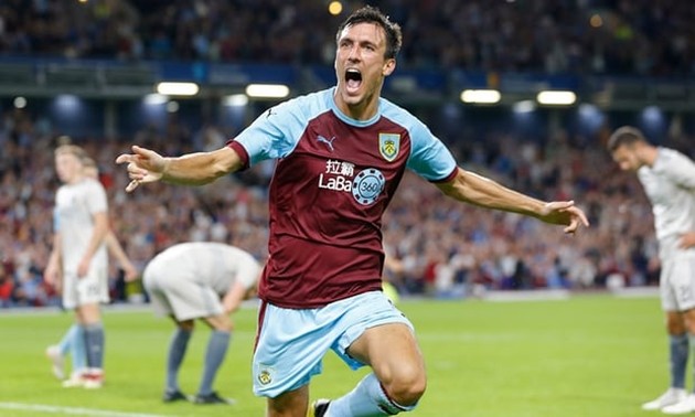 Chiến thắng ở vòng loại thứ hai Europa League, HLV Sean Dyche 