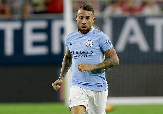 Man City ‘vá’ hàng thủ: 3 năm tốn 300 triệu bảng - Bóng Đá