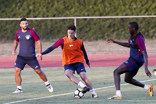 Nasri lao vào tập luyện, hòng được Pep để mắt - Bóng Đá