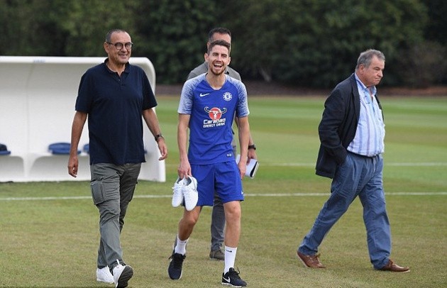Sarri mang đến 'tin xấu' cho Marcos Alonso và Victor Moses - Bóng Đá