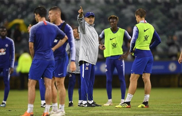 Marcos Alonso chỉ ra điểm khác biệt mấu chốt dưới thời Maurizio Sarri - Bóng Đá