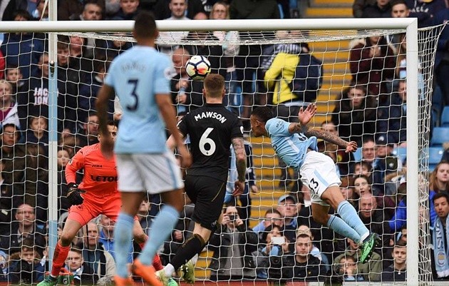 5 điểm nhấn Man City 5-0 Swansea: De Bruyne toàn năng, Pep tạo kỉ lục khủng - Bóng Đá