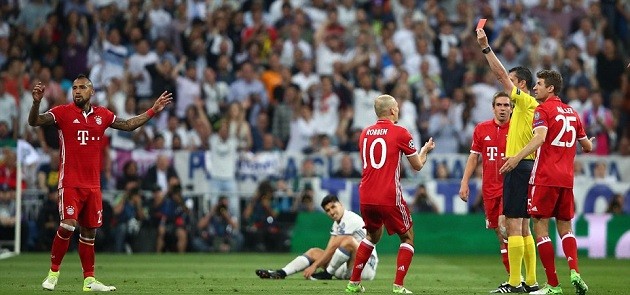 Hat-trick của Ronaldo giúp Real nhấn chìm Hùm xám - Bóng Đá