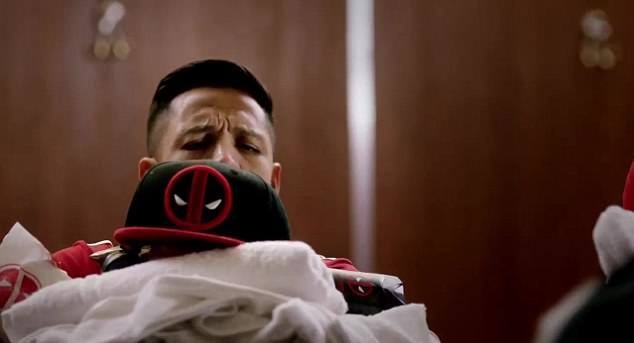 Lucas Torreira 'hổ báo' trong buổi tập đầu tiên cùng Arsenal - Bóng Đá