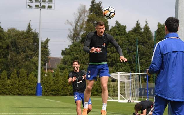 Chelsea tập bài lạ, quyết hạ Man Utd - Bóng Đá