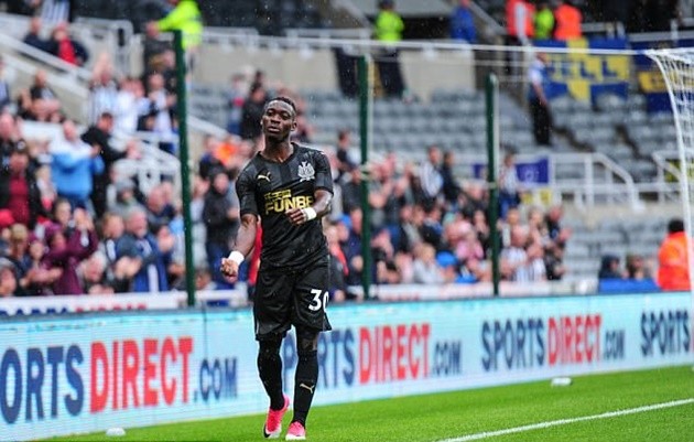 Newcastle 2-0 Hellas Verona: Rafa Benitez đã sẵn sàng  - Bóng Đá