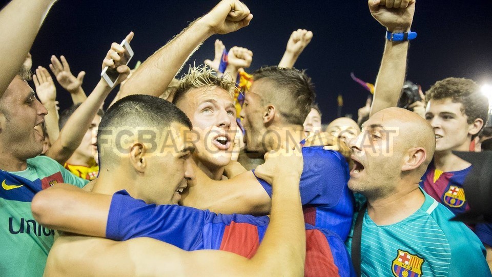 ảnh barca B thăng hạng sedunga - Bóng Đá