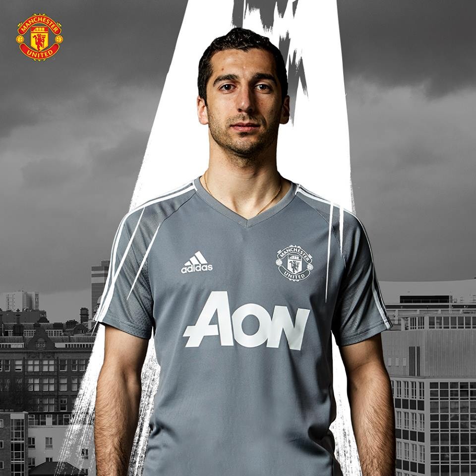 Man Utd ra mắt áo tập cực chất - Bóng Đá