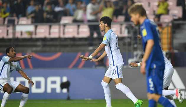 U20 Italia thẫn thờ khi đánh rơi chiếc vé vào Chung kết - Bóng Đá