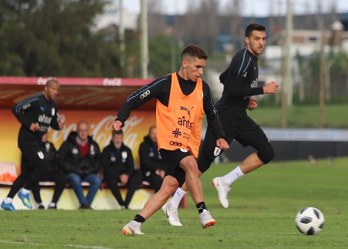 Coutinho rèn thể lực, ghi điểm trước Klopp - Bóng Đá