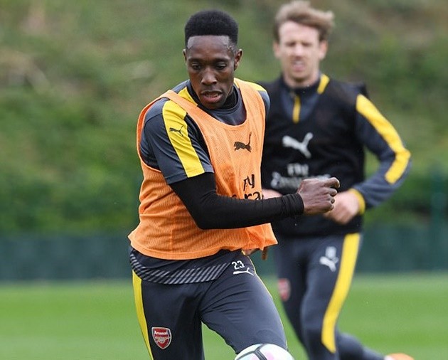 Sanchez cười thả ga trước trận đấu bù với Sunderland - Bóng Đá