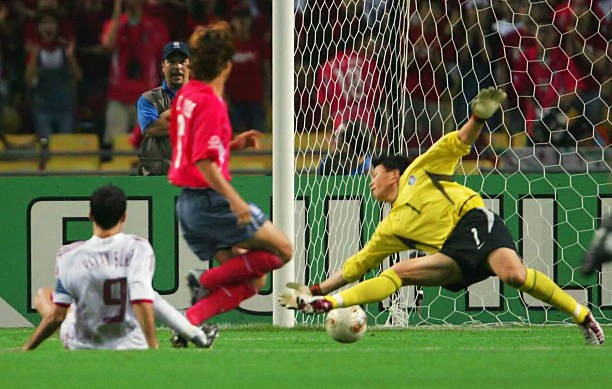 Top 5 trận tranh hạng Ba 'điên rồ' nhất trong lịch sử World Cup - Bóng Đá