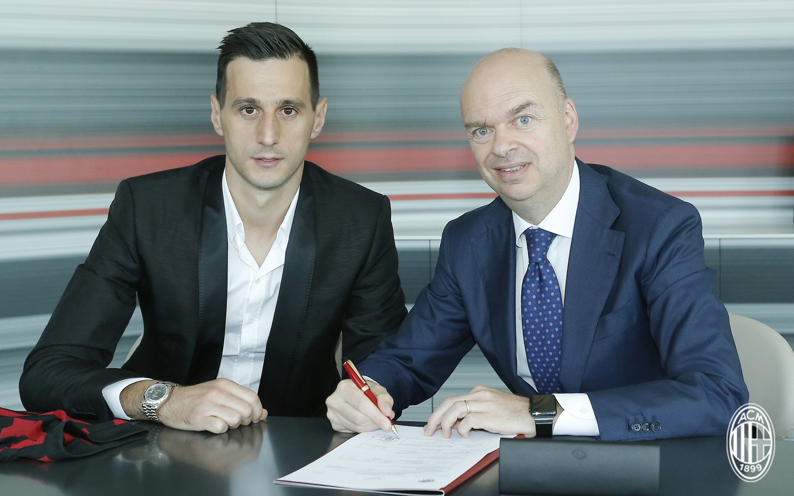 Chốt sổ 'dùm' Milan, sao Croatia nhận luôn số áo huyền thoại  - Bóng Đá