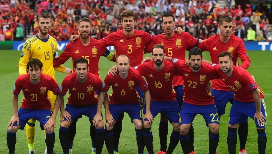 Andres Iniesta sẽ khoác áo Chongping Dangdai - Bóng Đá
