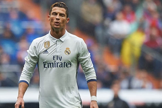 Ronaldo xuất sắc, vấn đề là Messi vĩ đại nhất trong lịch sử - Bóng Đá