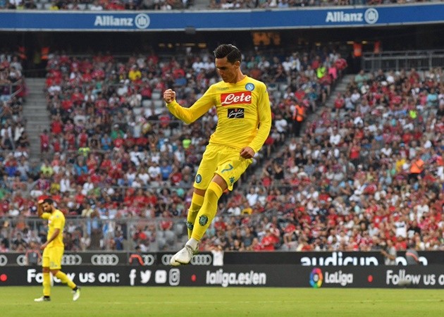 Atletico Madrid 2-1 Napoli: Vinh danh Torres 