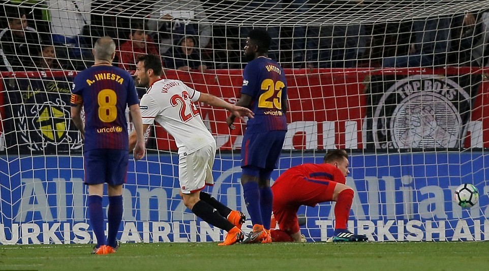 Lukaku nổ súng liên hồi, NHM Bỉ vẫn không thể vui - Bóng Đá
