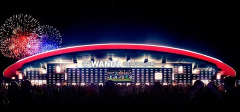 Torres, Griezmann mang đồ bảo hộ lao động đến thăm SVĐ mới Wanda Metropolitano - Bóng Đá