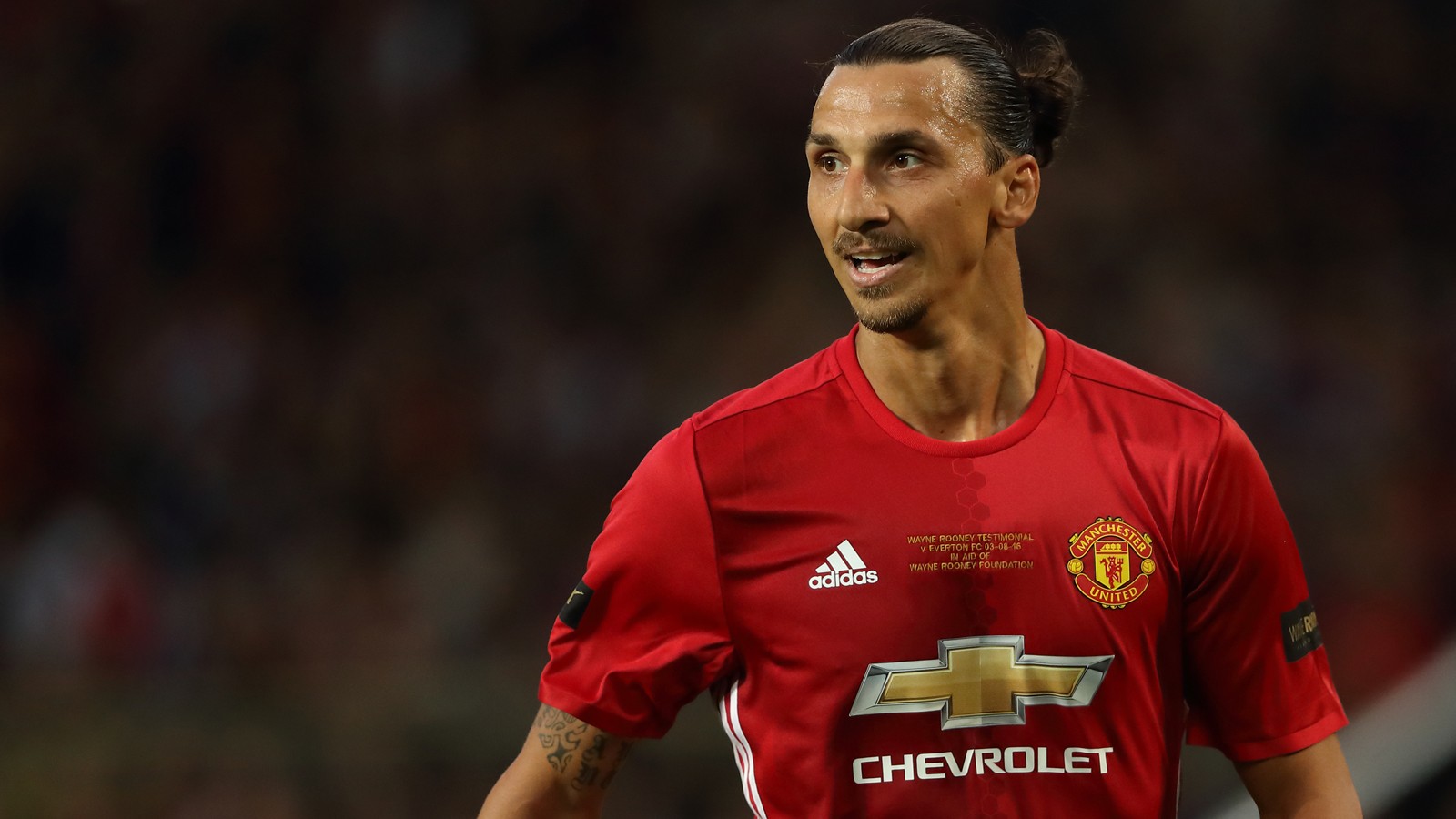 Tiếp Man City, HLV Emery đưa ra quyết định chưa từng có - Ảnh, Welbeck - Bóng Đá