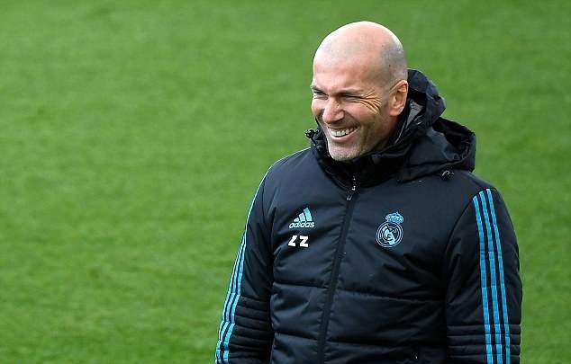 Chờ đón Bayern, Ronaldo ra ám hiệu lạ - Bóng Đá