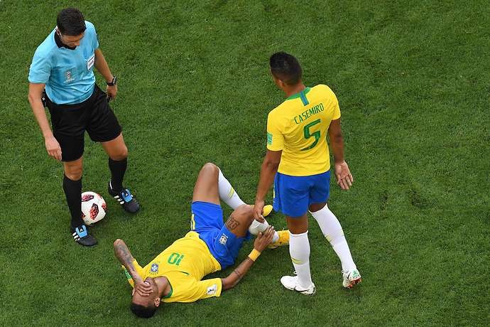 Mourinho thất vọng khi Harry Maguire làm điều này trước Colombia - Bóng Đá
