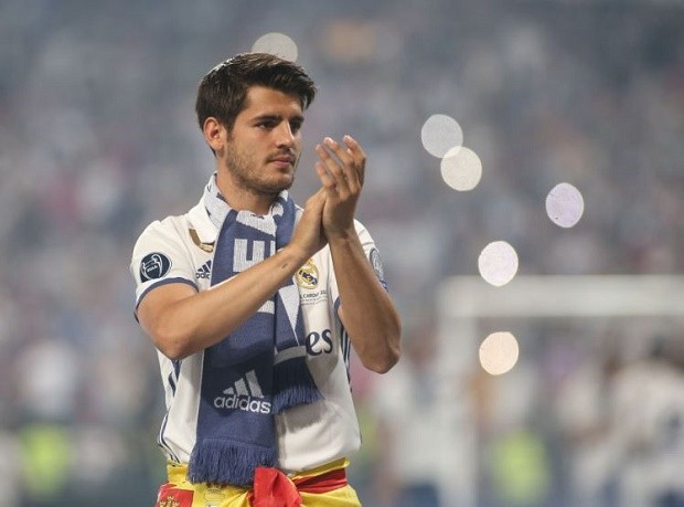 Morata 'yêu thích' ảnh của hội CĐV Man United  - Bóng Đá