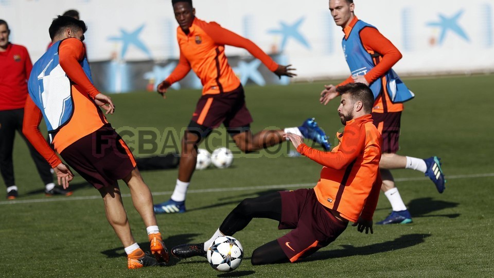 Chấm điểm Argentina: Thảm họa hàng thủ, Messi lạc lõng - Bóng Đá
