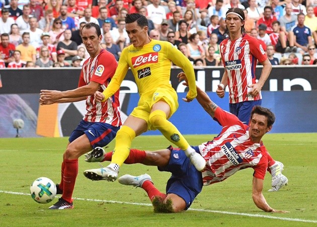 Atletico Madrid 2-1 Napoli: Vinh danh Torres 