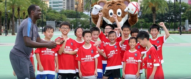 Leicester đá tập, vẫn được săn đón như minh tinh điện ảnh - Bóng Đá