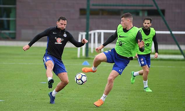 Còn nước còn tát, Chelsea phải quyết thắng trước Swansea - Bóng Đá