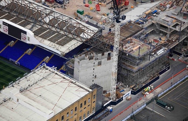 Sân White Hart Lane mới dần thành hình  - Bóng Đá