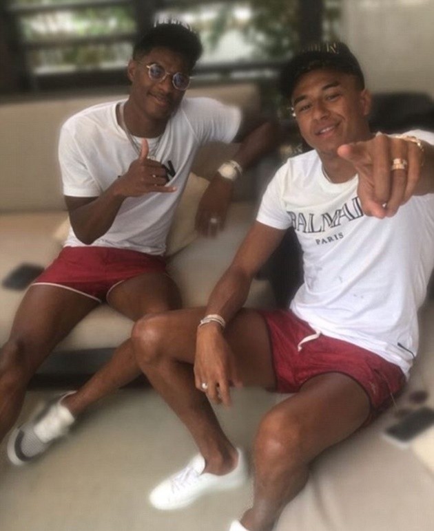 Jesse Lingard và Marcus Rashford dính như sam ở biển Miami - Bóng Đá