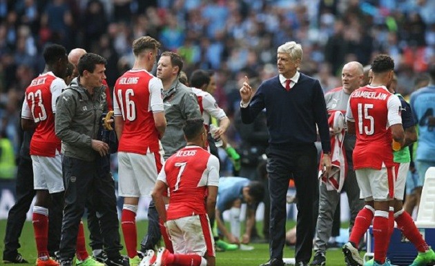 Conte nổi nóng quát tháo học trò trong buổi tập gần nhất của Chelsea - Bóng Đá