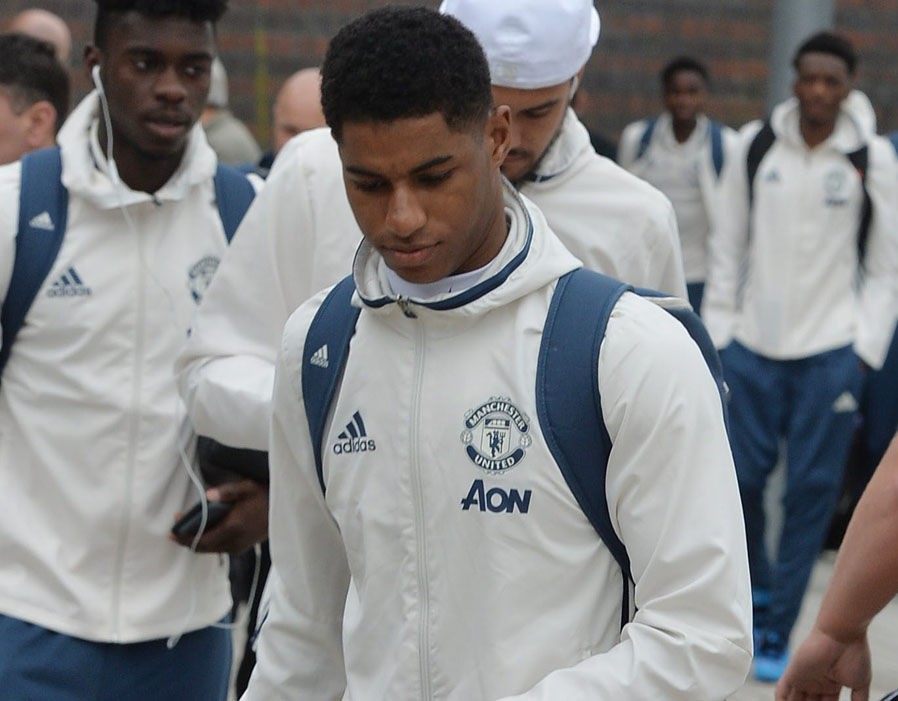 man utd trên đường tới London - Bóng Đá