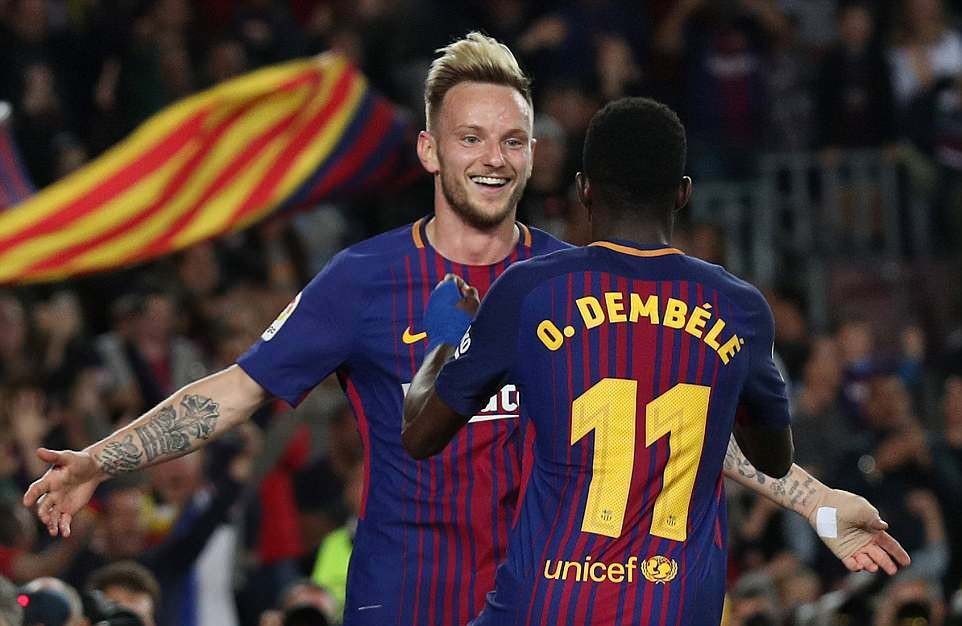 3 tân binh cùng ghi bàn, Barcelona nhấn chìm Tàu ngầm vàng Villarreal - Bóng Đá