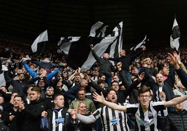 Newcastle 2-0 Hellas Verona: Rafa Benitez đã sẵn sàng  - Bóng Đá
