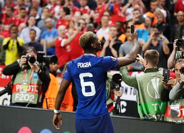 Ribery trở thành cây hài của Hùm xám trong buổi chụp kỉ yếu - Bóng Đá