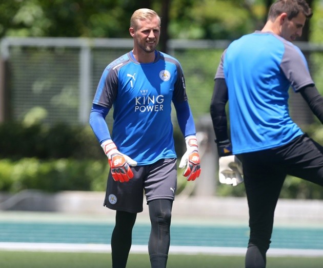 Leicester đá tập, vẫn được săn đón như minh tinh điện ảnh - Bóng Đá
